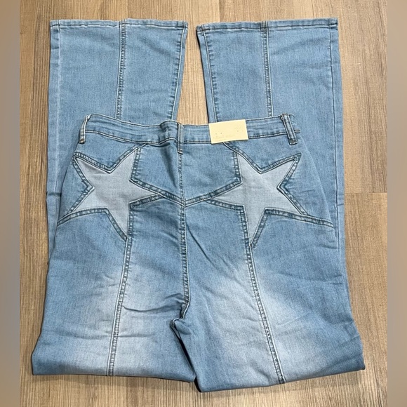 Altar’d State High Rise Flare Leg Jeans women’s Size 29 / 9 NWT - Picture 4 of 5